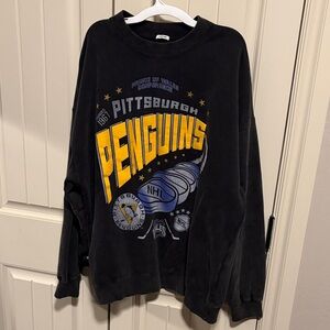Abercrombie & Fitch Black Pittsburgh Penguins Sweatshirt
